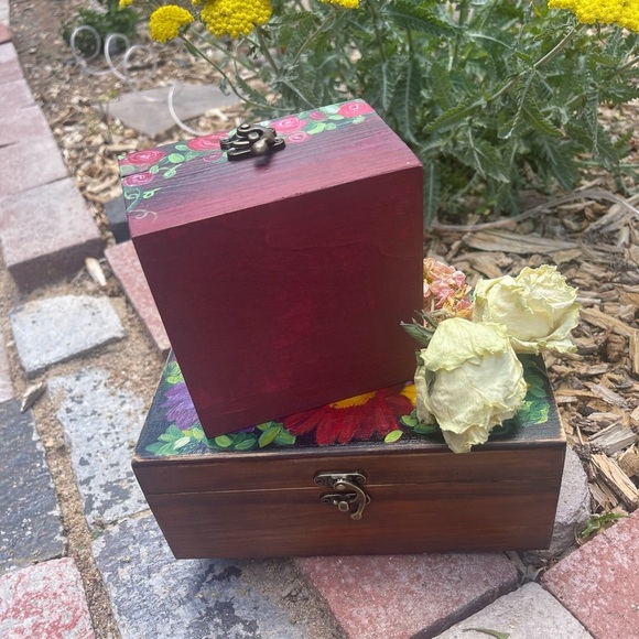 Prayer Box Hand painted - Picture 5 of 8